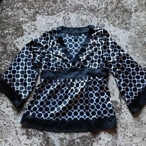 Ladies Saint Tropez West kimono style top